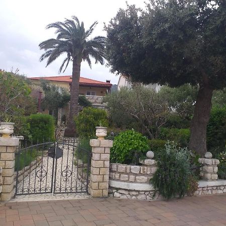 Apartments Picolo Paradiso Miljenko Debelic Barbat na Rabu Kültér fotó