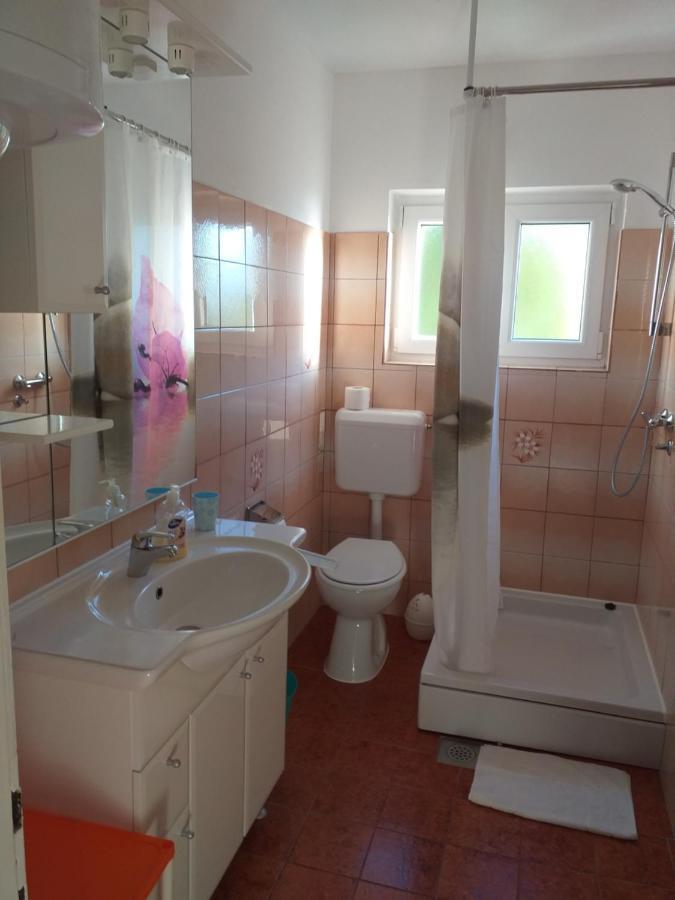 Apartments Picolo Paradiso Miljenko Debelic Barbat na Rabu Kültér fotó